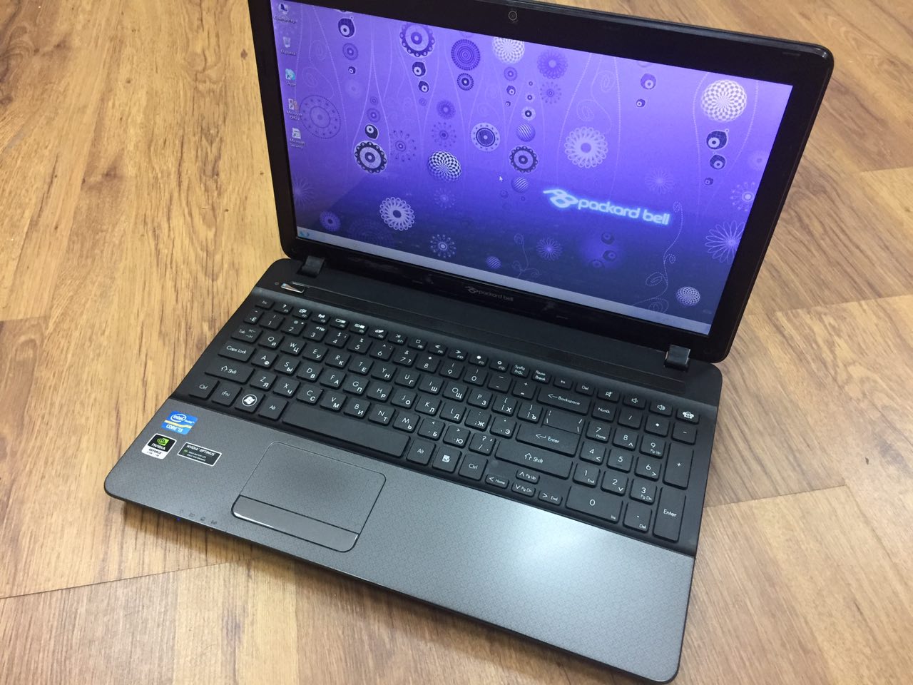 Packard bell � ������